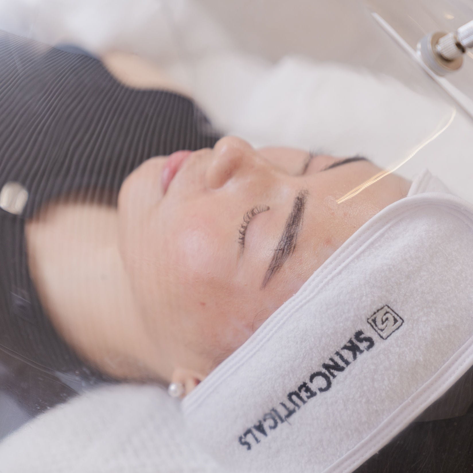 Oxygen Glass Facial