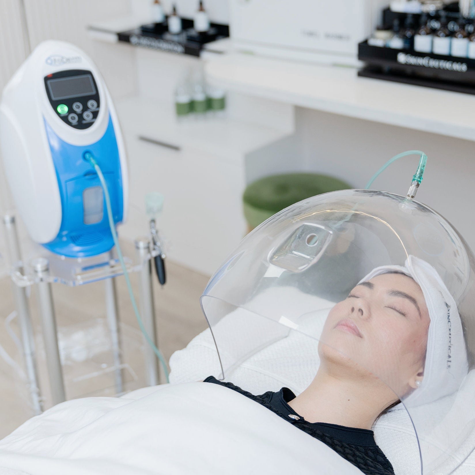 Oxygen Glass Facial